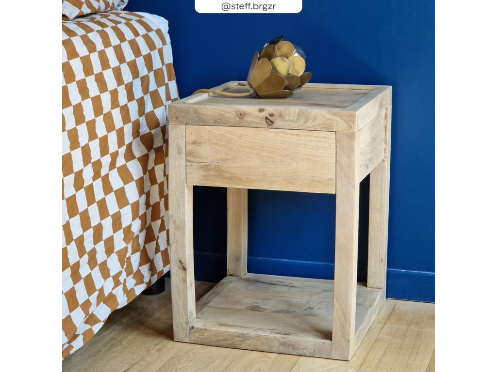 Chicyla WUJX79608 Mango Wood Bedside Table with 1 Drawer
